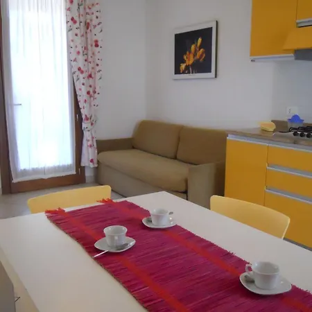 Appartamento Comfortable Garden For Four Guests Bibione