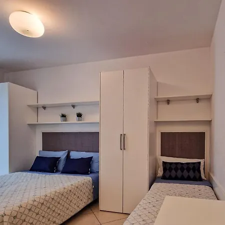 Comfortable Garden For Four Guests Apartamento