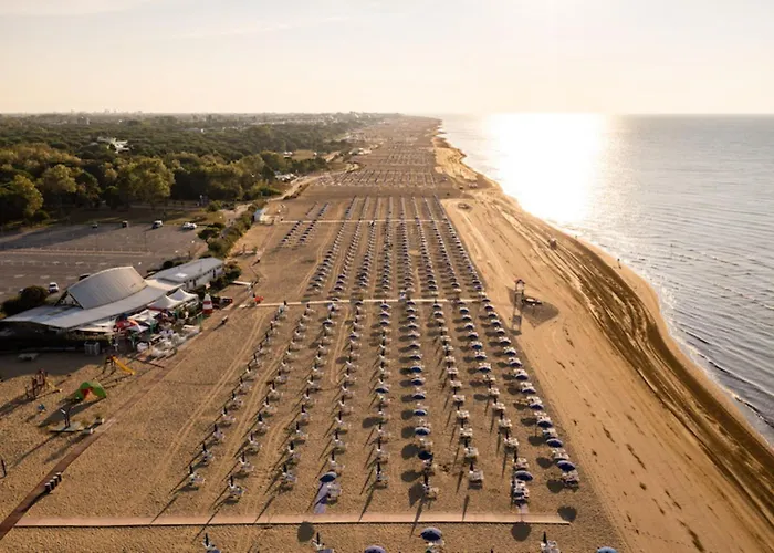Comfortable Garden For Five Guests *