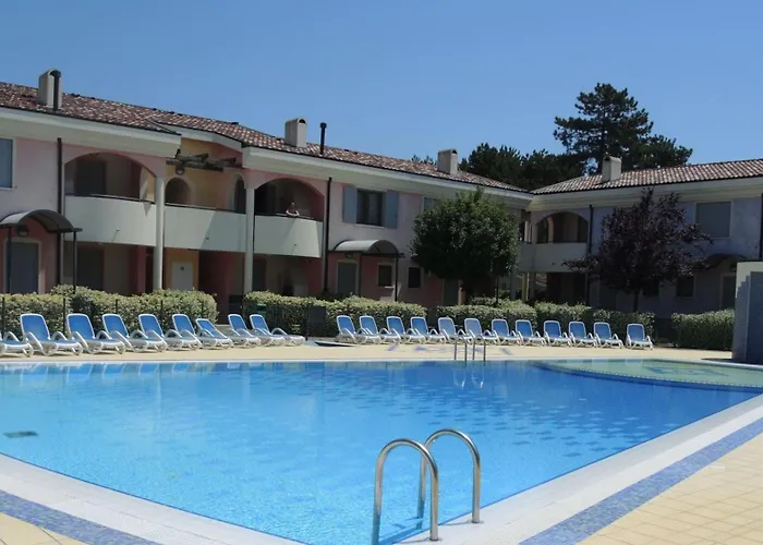 Comfortable Garden For Five Guests * Bibione